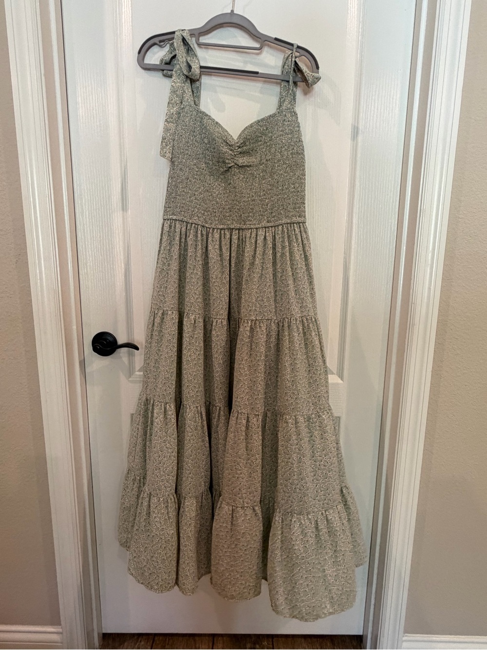 Sleeveless Tiered Green Floral Maxi Dress